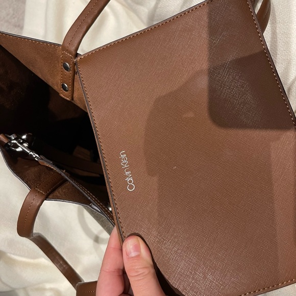 Large Calvin Klein tote /used - Picture 3 of 6